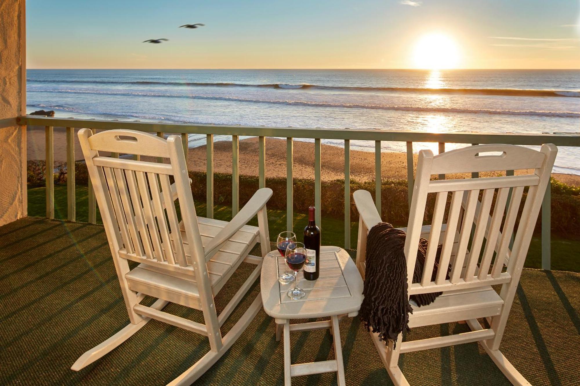 Premium King Oceanfront Room